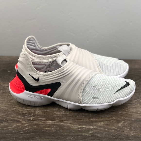 Nike Shoes - NEW Nike Free RN 3.0